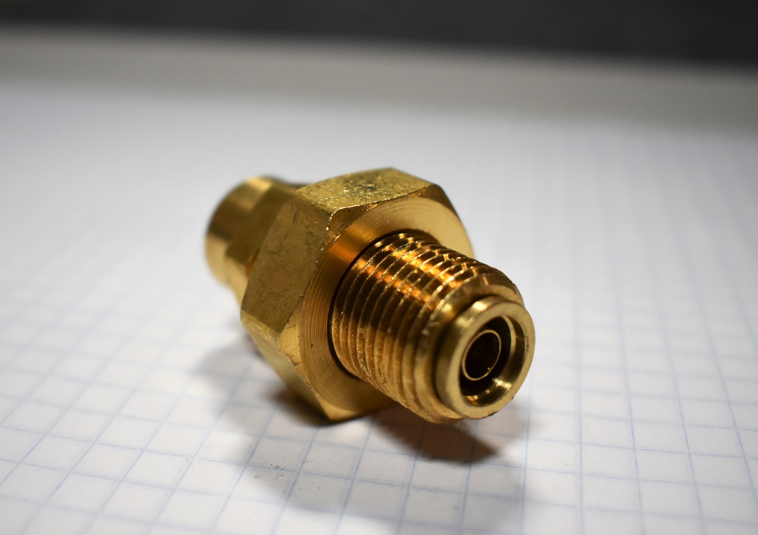 Bulkhead Fitting Brass 3/8″ PTC x 1/4″ NPT Female Threads Extreme Outback